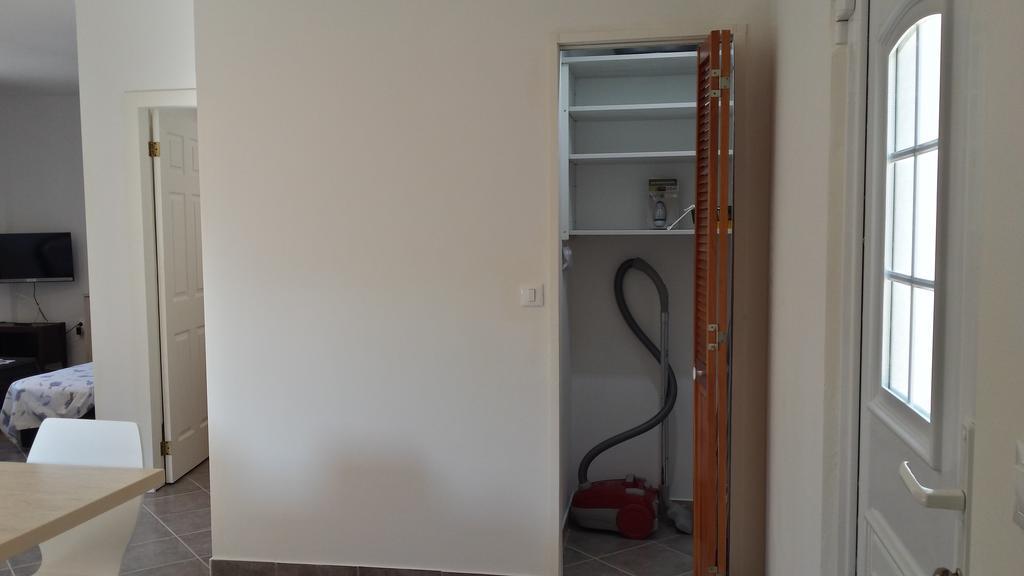Abba Apartment Sveti Lovreč Pazenatički Eksteriør billede