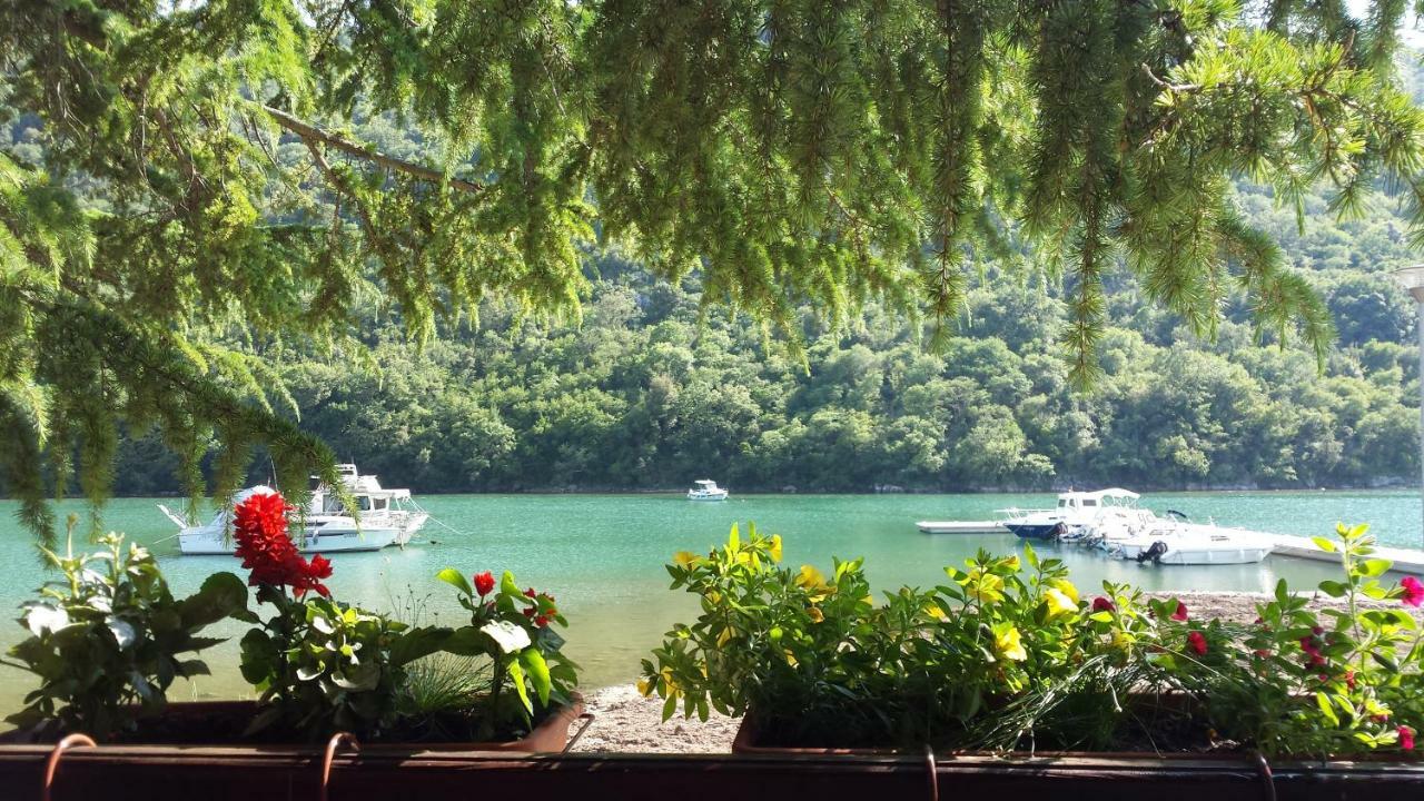 Abba Apartment Sveti Lovreč Pazenatički Eksteriør billede